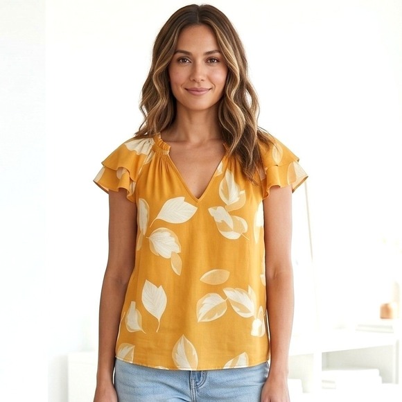a new day Tops - A New Day NWT Womens XS Yellow White Leaf Print Flutter‎ Sleeve V Neck Rayon Top